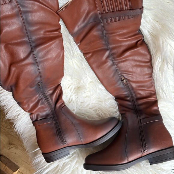 Chase + Chloe Brown Over the Knee Boots Classic Equestrian Style Maggy 3 - Picture 3 of 9